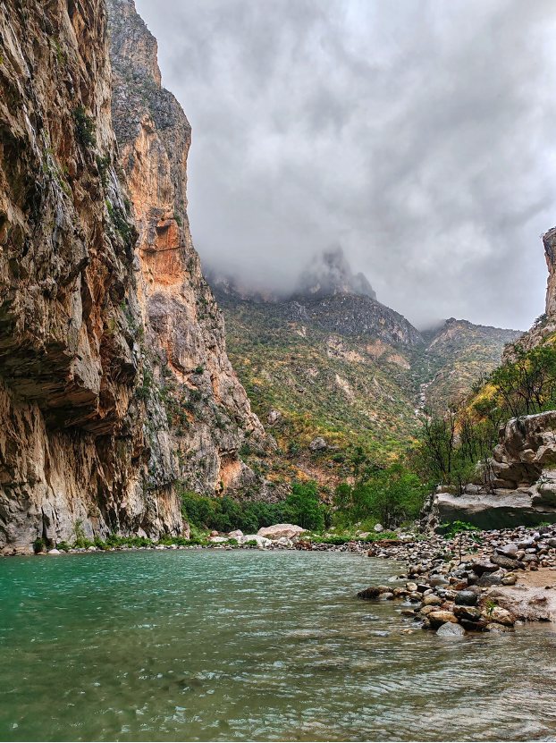 Nacimiento de las grutas de Xahja