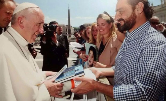 El Papa Francisco recibe a Roberto Bubas