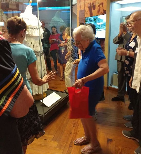 Visitantes con Alzheimer al Museo del Canal Interoceánico de Panamá 2