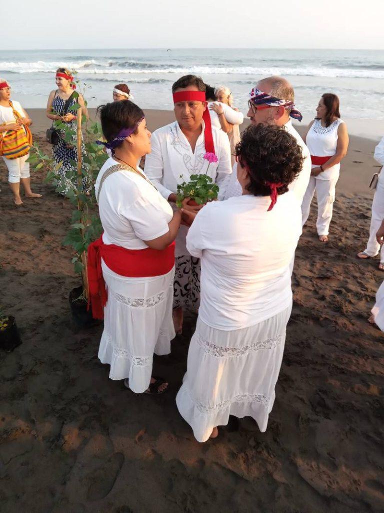 Festival Nahualapan en Playa el Paraíso