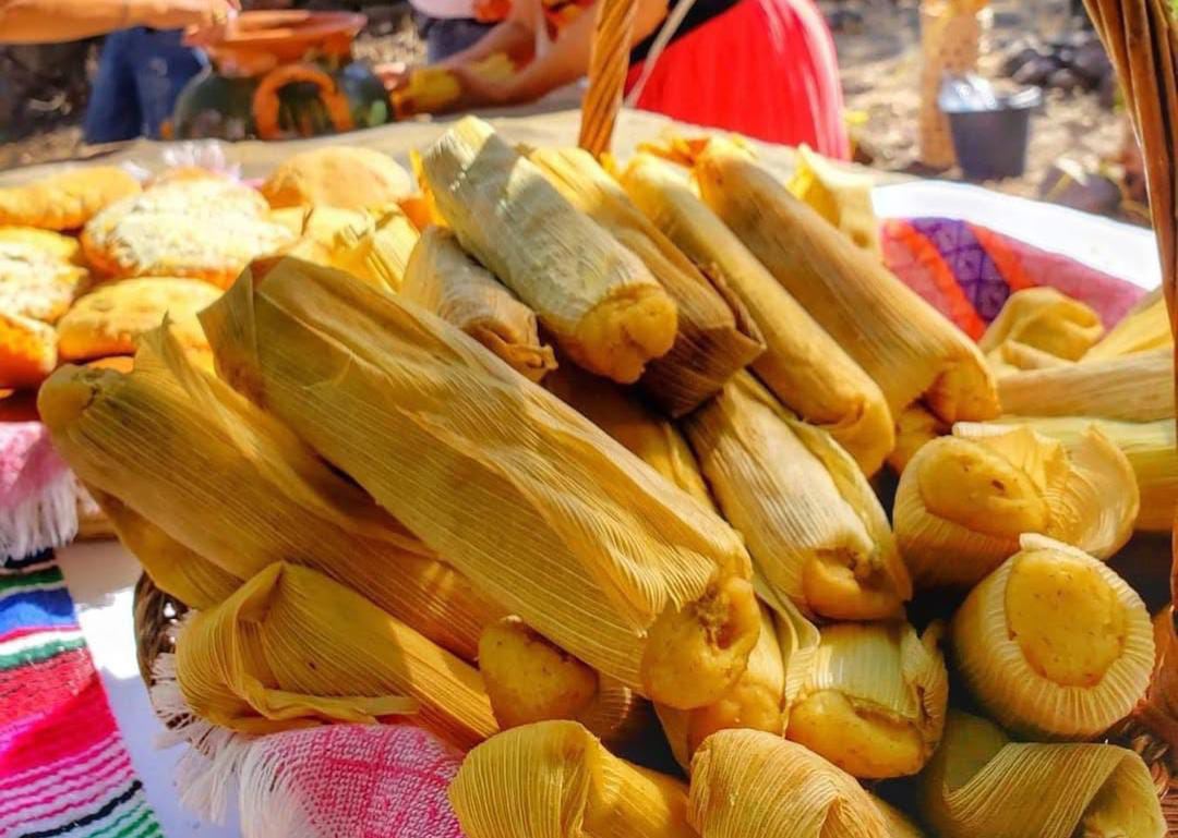 Tamales de cacahuate de Yuriria