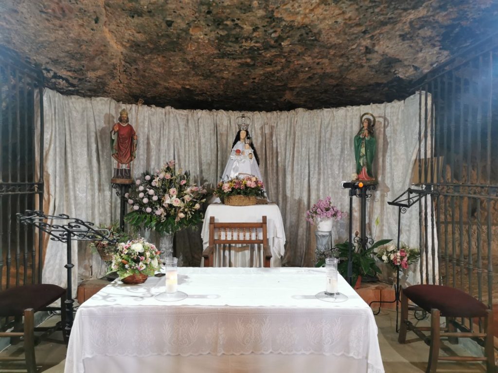 Altar Virgen de la Balma