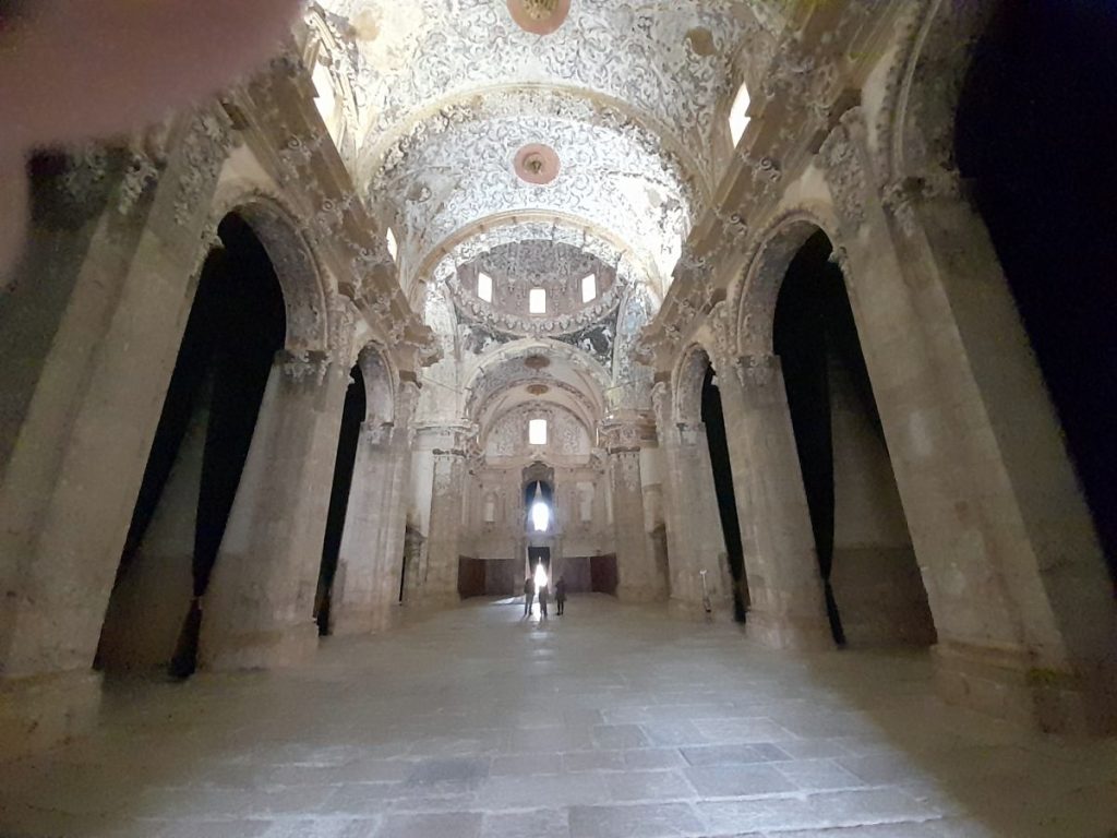 Nave central de la iglesia de la Cartuja de Santa María de la Valldigna